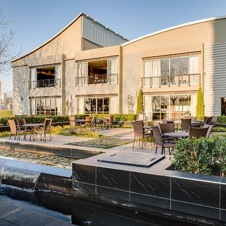 Protea Hotel By Marriott O R Tambo Airport Kempton Park Exterior foto