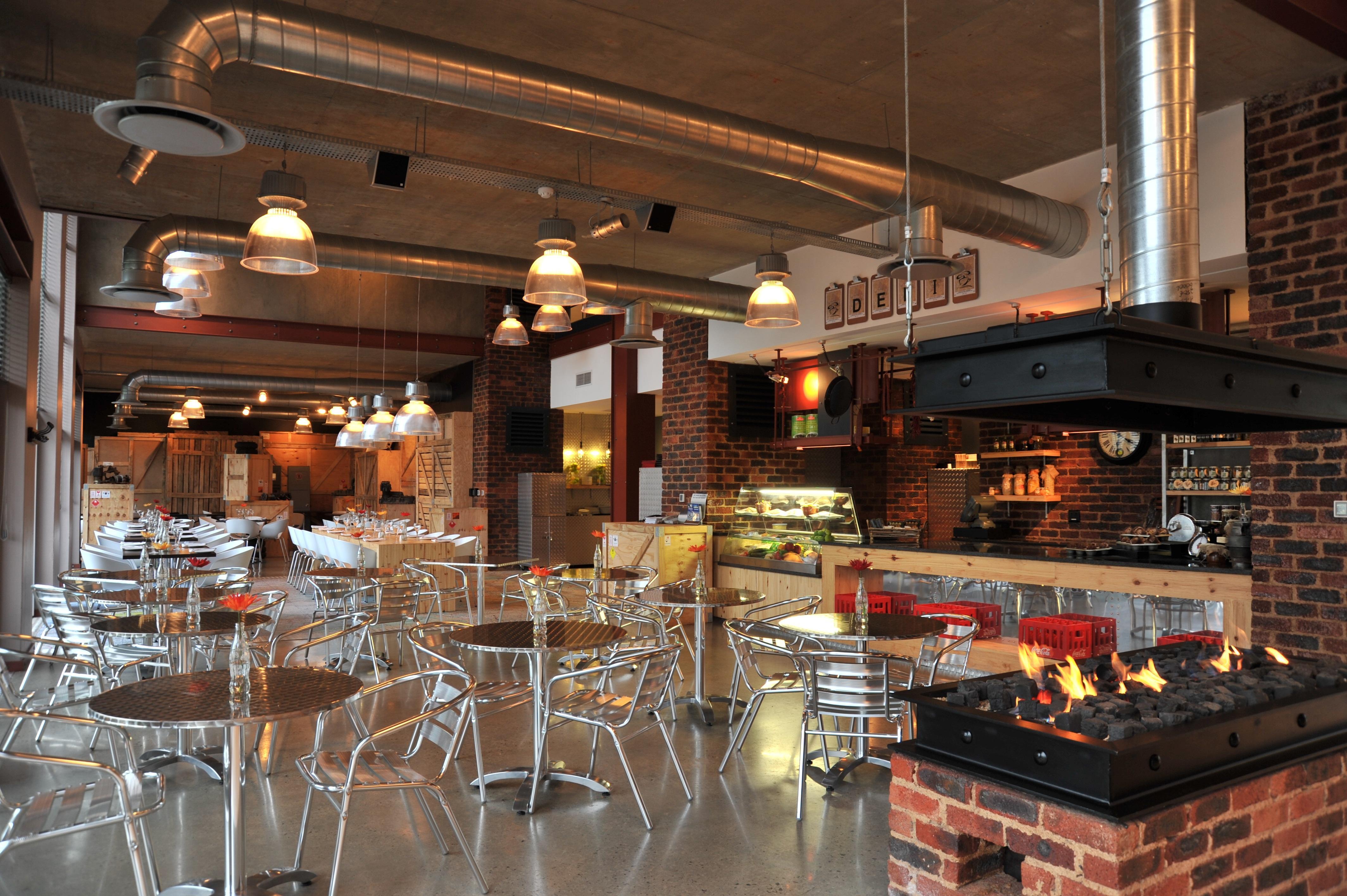 Protea Hotel By Marriott O R Tambo Airport Kempton Park Exterior foto