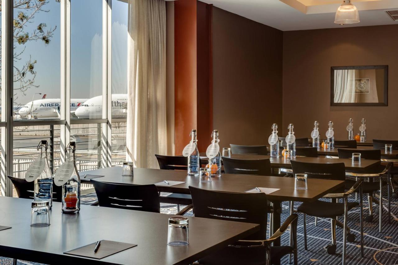 Protea Hotel By Marriott O R Tambo Airport Kempton Park Exterior foto