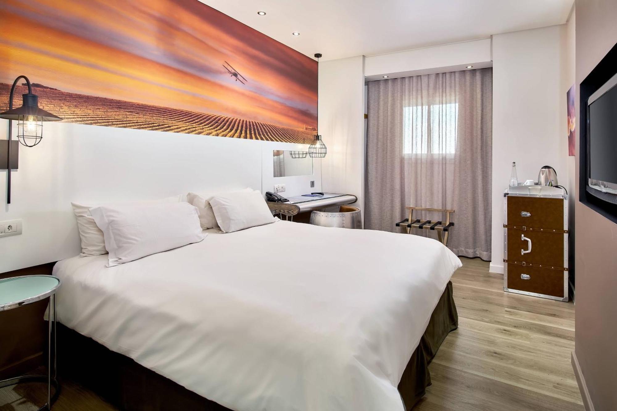 Protea Hotel By Marriott O R Tambo Airport Kempton Park Exterior foto